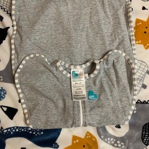 Love To Dream Small Swaddle